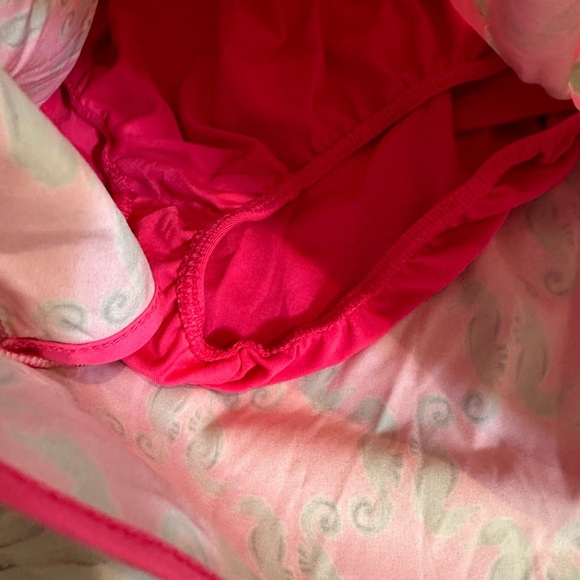 Zelos Size Medium Pink and Green Sea Horse Running Shorts 
Summer Active Wear - Picture 7 of 7